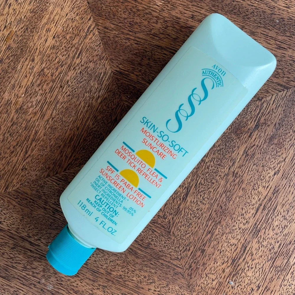Vtg Avon Skin So Soft SPF 15 mosquito bug Repellent Lotion movie prop 2 new used
